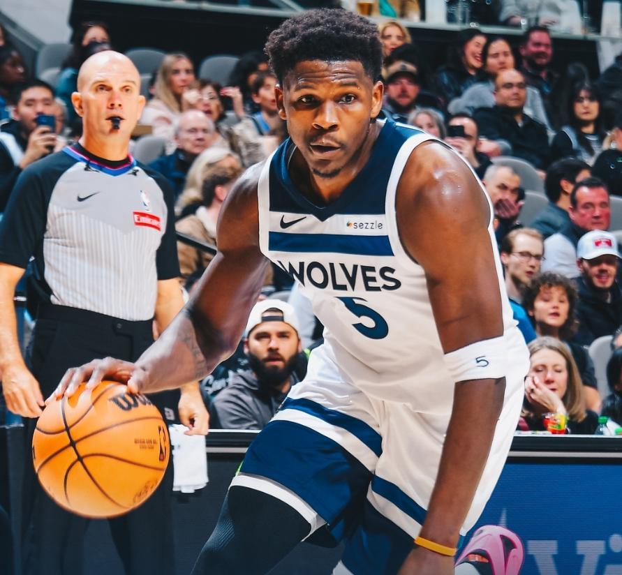 pp电子试玩-努尔基奇三双乔治爆砍43分，华子38+8+3难救主，爵士复仇森林狼